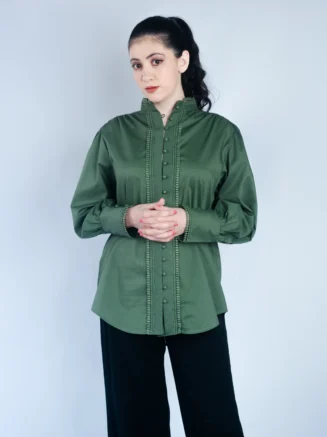 Green everyday button blouse